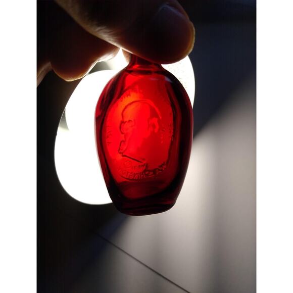 Wheaton Ruby Red Carnival Glass Bottle George Washington Retro 1971 Mini 3" - Picture 3 of 4